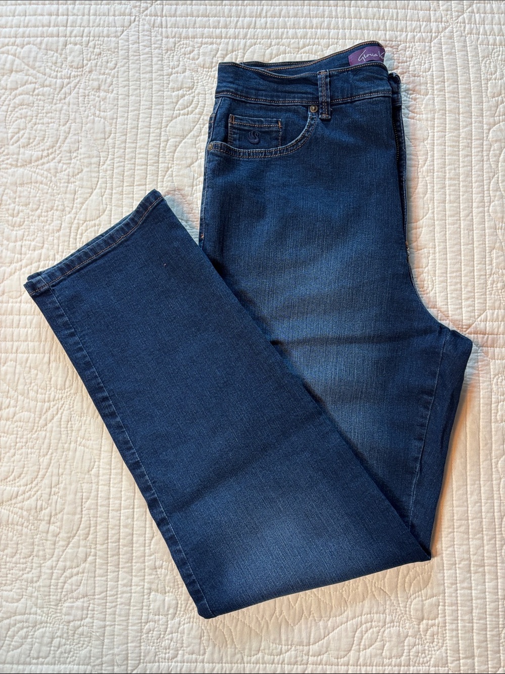 Gloria Vanderbilt Women's Dark Indigo Straight Leg Jeans